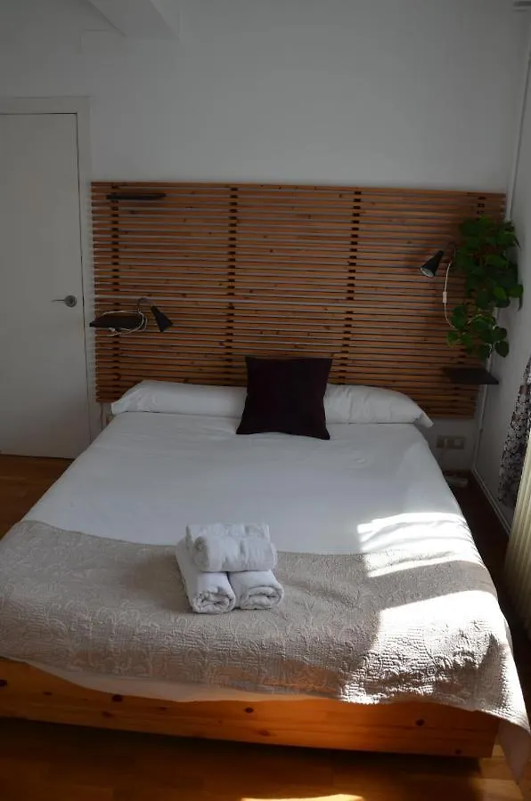 Barcelona Sunny Terrace Apartment 0*,